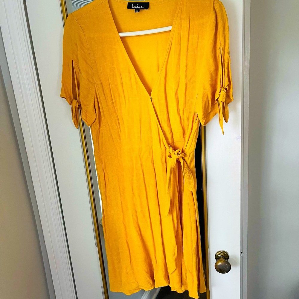 Lulus size m yellow wrap mini dress